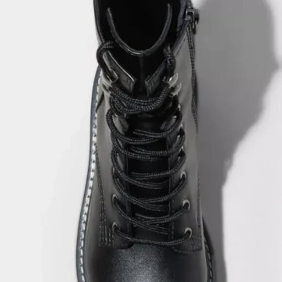 Wild Fable Womens Logan Lug Combat Boots with Memory Foam Insole Black NWT - Picture 2 of 10